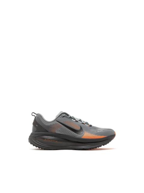Nike Vomero 18 sneakers