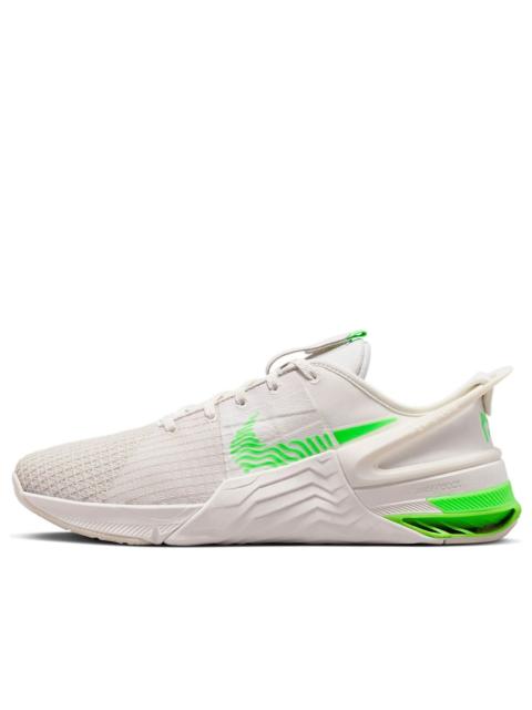 Nike Metcon 8 FlyEase 'Phantom Green Strike' DO9388-006