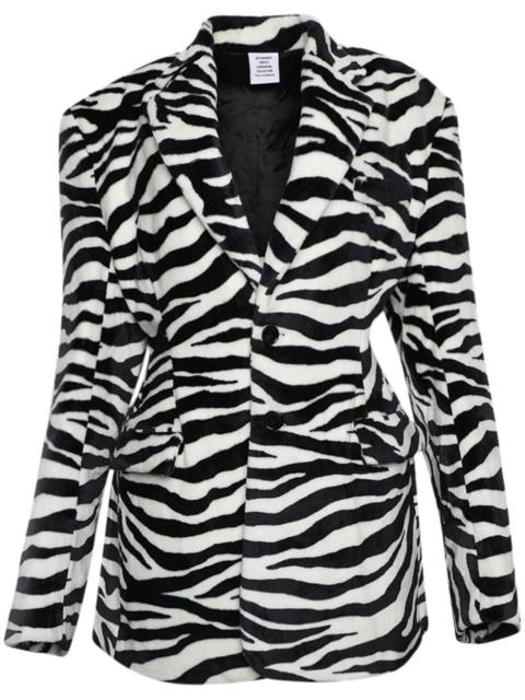 oversize-shoulder zebra-print blazer