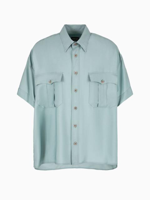 Short-sleeved, loose-fit Lyocell and silk shirt