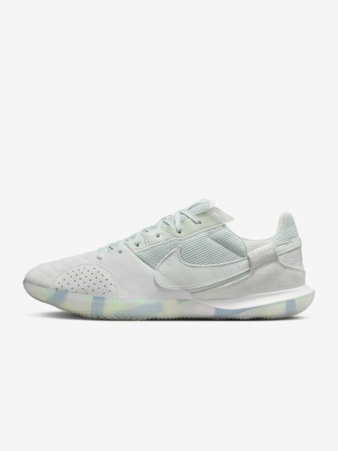 Nike Streetgato SE Low-Top Soccer Shoes