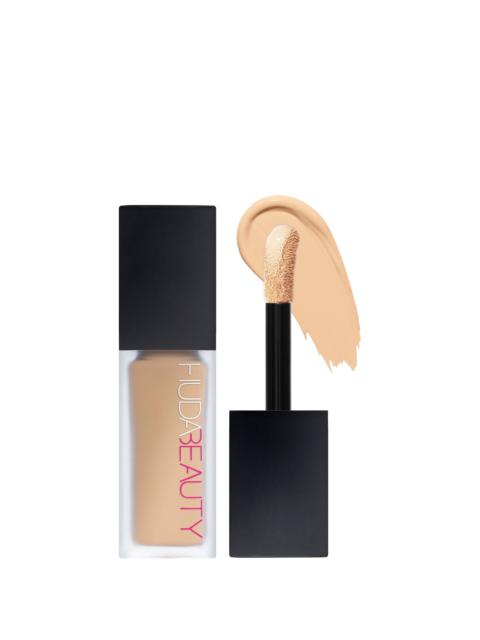 Huda Beauty Huda Beauty #Fauxfilter Luminous Matte Liquid Concealer - 2.3 Cotton Candy