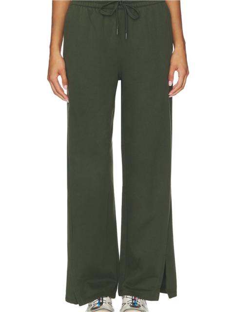 BEYOND YOGA Luxe Fleece Slit Wide Leg Pant