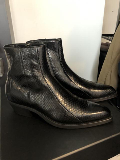 Saint laurent dakota boots shops