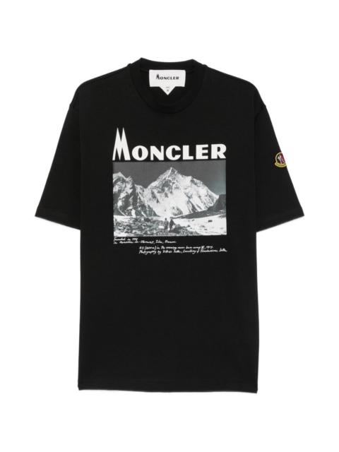 Moncler Re-Icon mountain-print logo-patch T-shirt