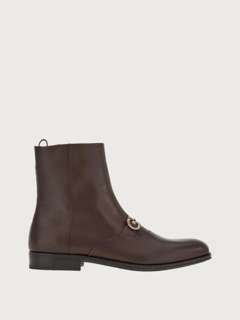 FERRAGAMO GANCINI ANKLE BOOT