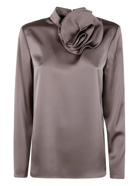 Introducing the 'BOW COLLAR SHIRT' from the iconic brand EMPORIO ARMANI, a stunning addition to your