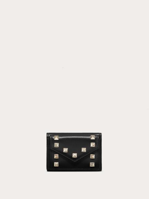 Valentino SMALL ROCKSTUD CALFSKIN WALLET