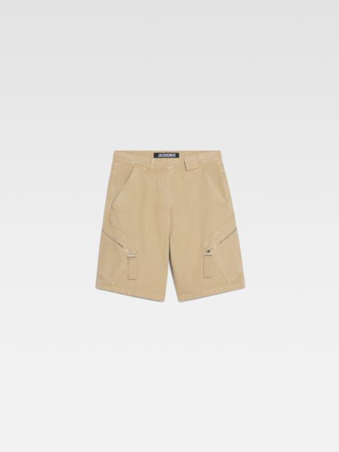 JACQUEMUS Le short Marrone