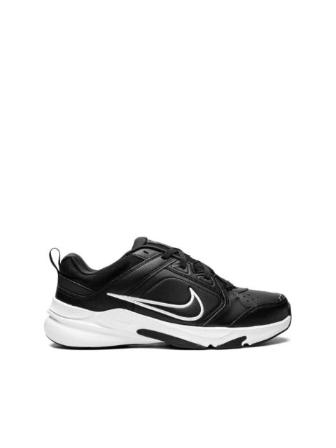Nike Defy All Day low-top sneakers