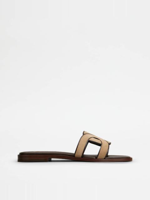 Tod's SANDALS IN SUEDE - BROWN