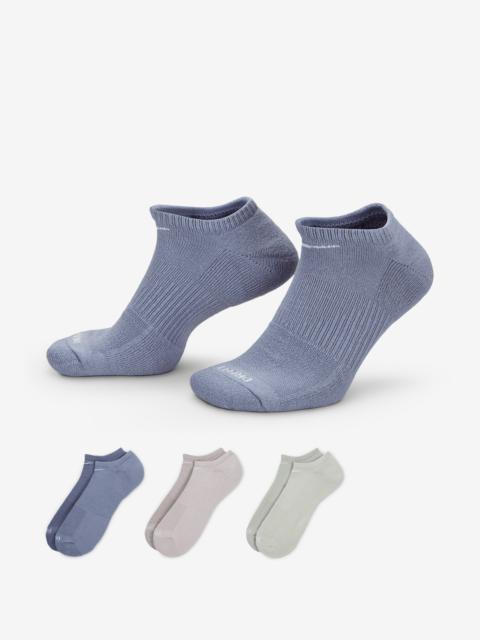 Nike Nike Everyday Plus Cushion Training No-Show Socks (3 Pairs)