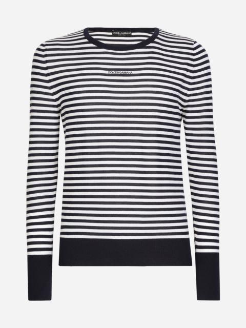 Boat-neck sweater in virgin wool