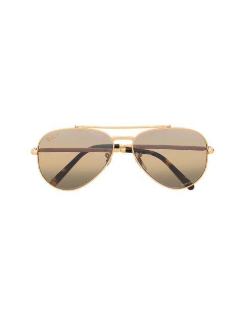 Ray-Ban mirrored-lens aviator sunglasses