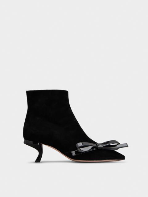 Virgule Bow Ankle Boots in Suede