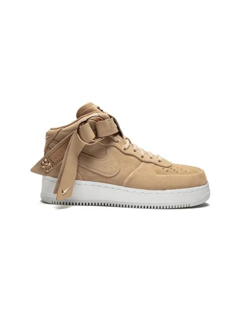 Nike x Victor Cruz Air Force 1 중 CMFT 스니커즈