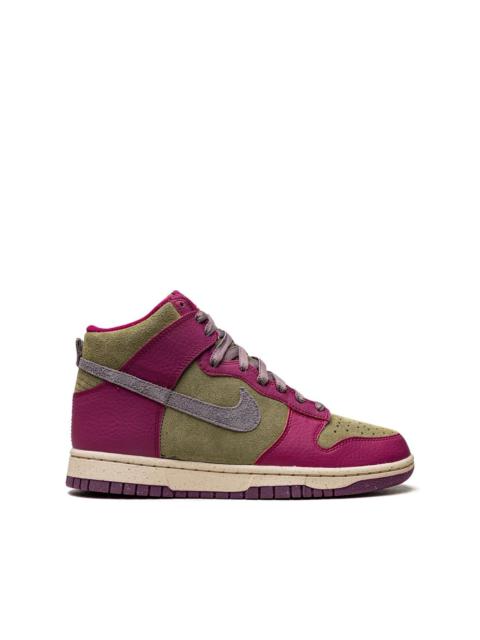 Dunk High "Dynamic Berry" sneakers