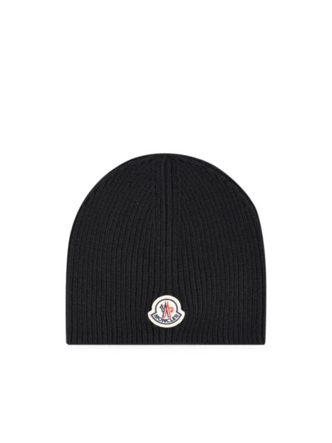 Moncler logo-patch ribbed-knit beanie hat
