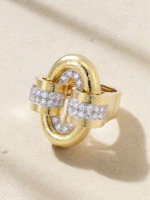 DAVID WEBB 18-karat gold, platinum and diamond ring Gold