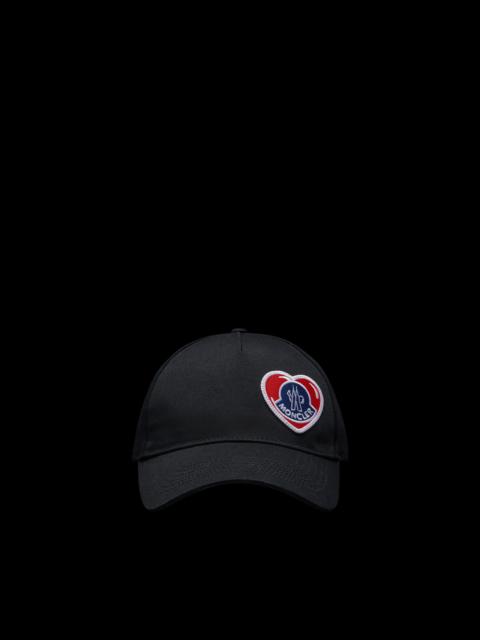 Moncler Moncoeur Motif Baseball Cap