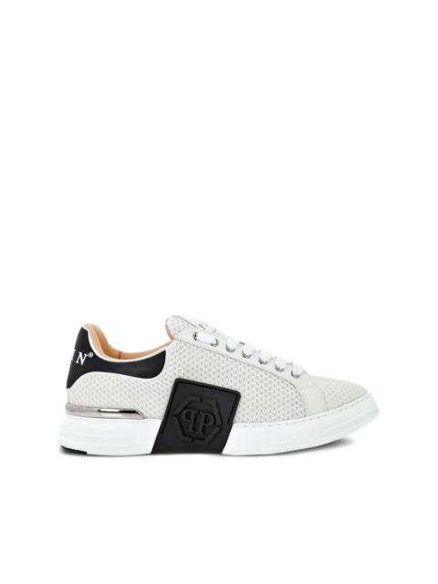 Hexagon mesh sneakers