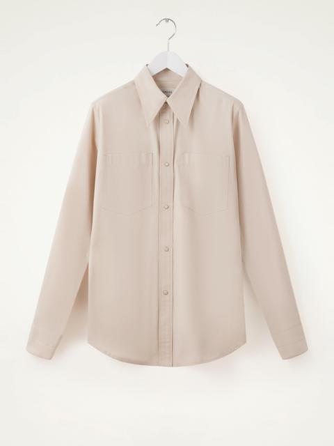 POINTED COLLAR SHIRT WITH SNAPS