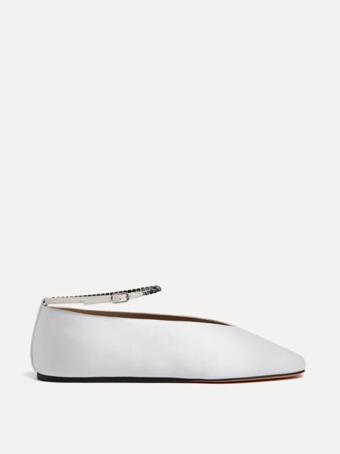 LE MONDE BÉRYL Olympia Slipper / Ivory Satin