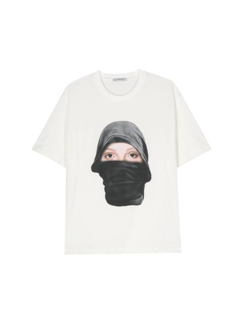 ih nom uh nit face-print cotton T-shirt