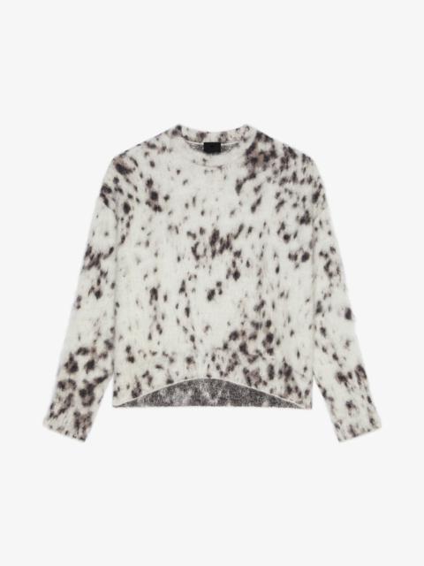 Givenchy CROPPED SWEATER IN MOHAIR WITH SNOW LEOPARD PRINT