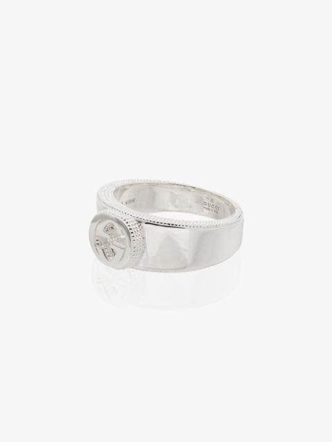 Interlocking G ring in silver