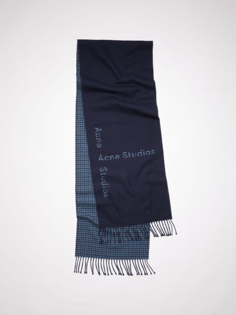 Contrast logo jacquard wool scarf - Navy blue