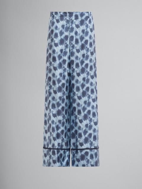 LIGHT BLUE SILK PALAZZO TROUSERS WITH CRAYON LEOPARD PRINT