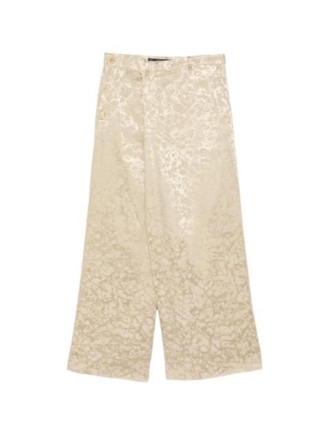 Julius over wrapping trousers