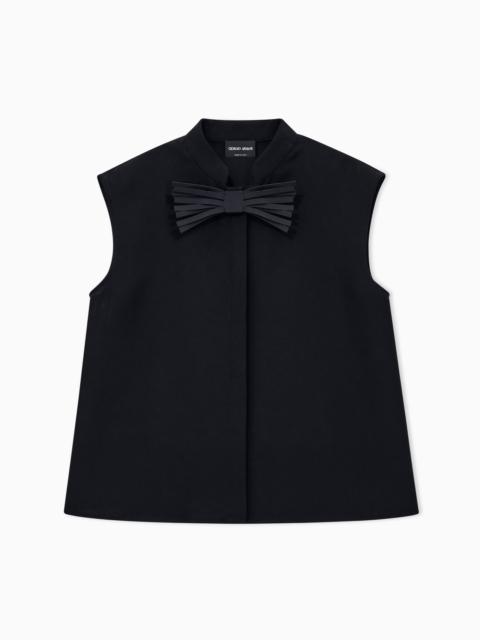 GIORGIO ARMANI SHIRT SLEEVELESS MANDARIN COLLAR SILK CADY DETACHABLE BROOCH