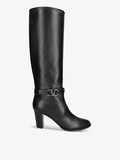 V-logo signature knee-high heeled leather boots