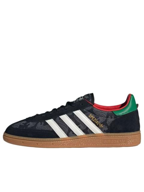 adidas adidas Handball Spezial 'Black White Green' HQ7261