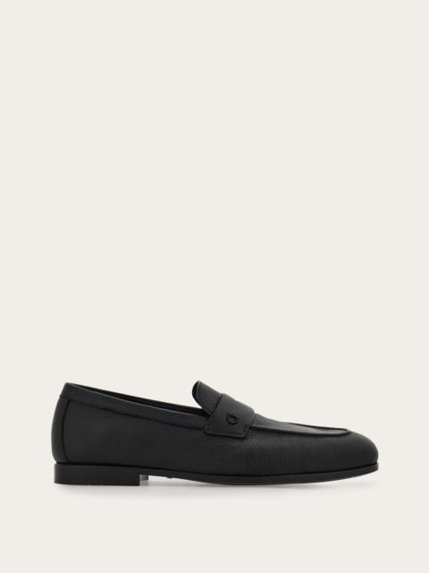 FERRAGAMO Penny loafer