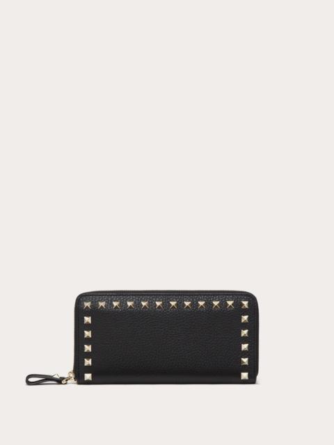 Valentino ROCKSTUD GRAINY CALFSKIN ZIPPERED WALLET