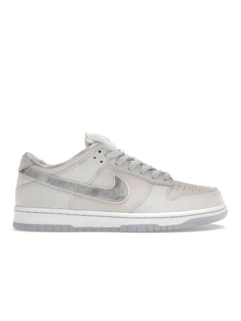 Nike SB Dunk Low White Lobster (Friends and Family)