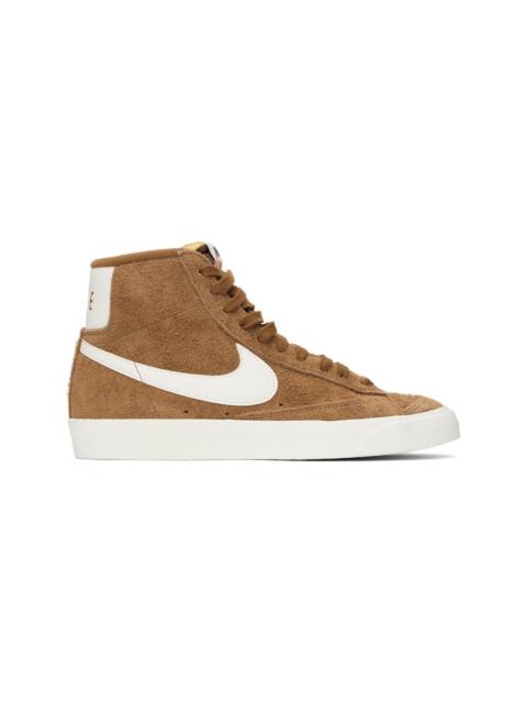 Nike Brown & White Blazer Mid '77 Premium Sneakes