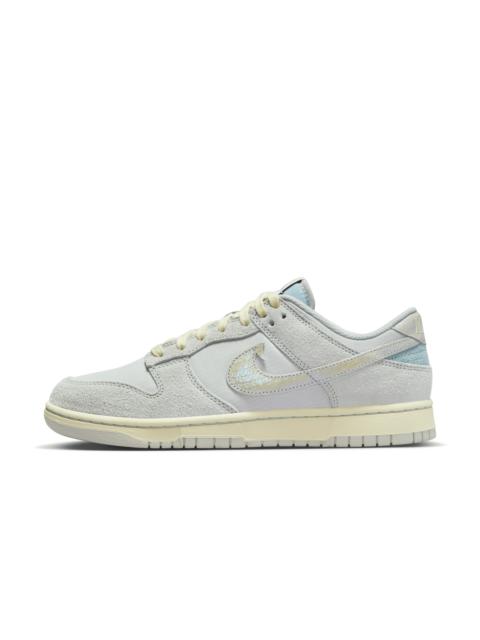 Nike Men's Dunk Low Retro SE Shoes