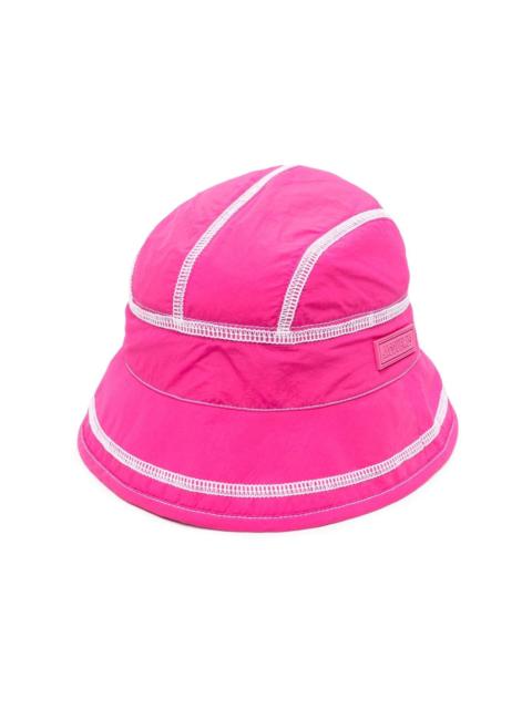 JACQUEMUS logo-patch bucket hat