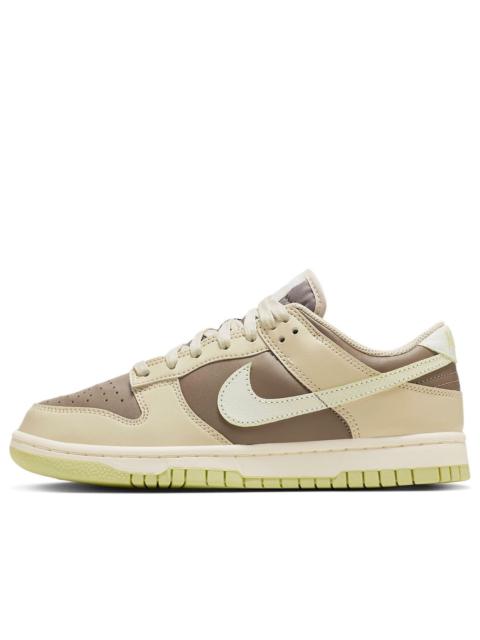 (WMNS) Nike Dunk Low 'Cream Brown' FB4961-012