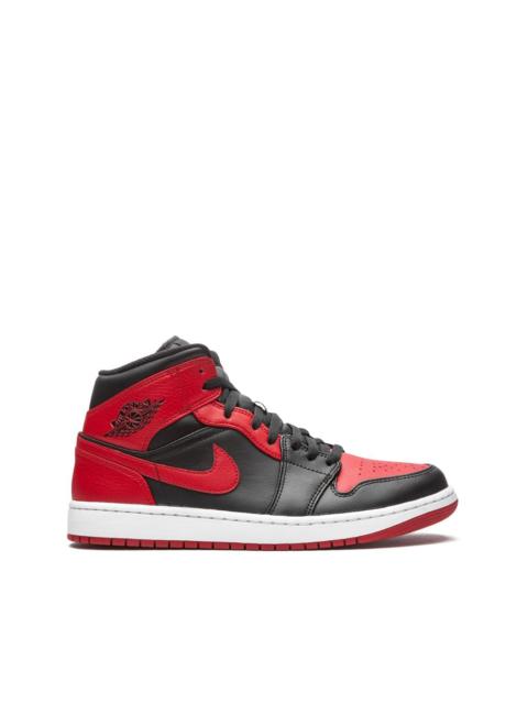 Air Jordan 1 Mid sneakers