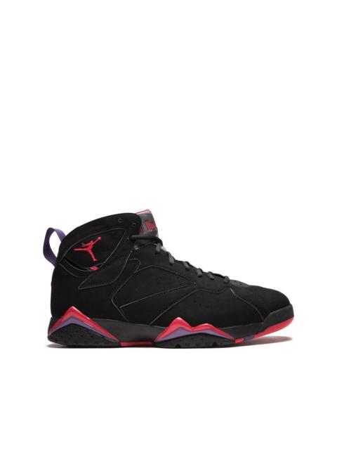 Air Jordan 7 Retro sneakers