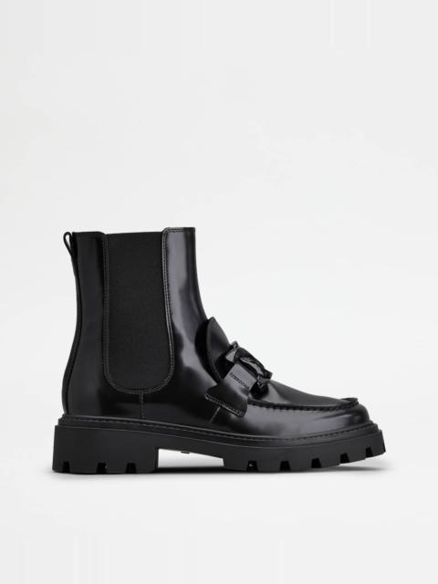 Tod's KATE CHELSEA BOOTS IN LEATHER - BLACK