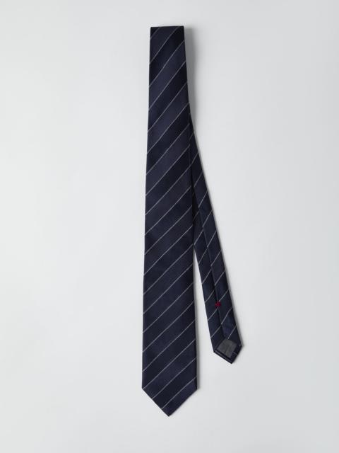 Striped silk chevron tie