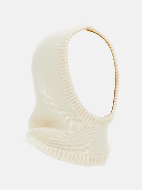LISA YANG ASTRI BALACLAVA
