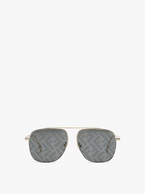 FENDI Gold-colored sunglasses