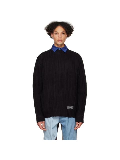 Black Fluic Sweater